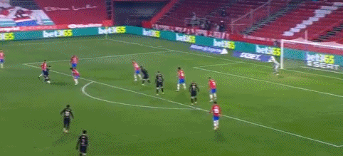 曝皇马已解雇阿隆索！踢曼城后正式官宣 42岁青训传奇任临时教练