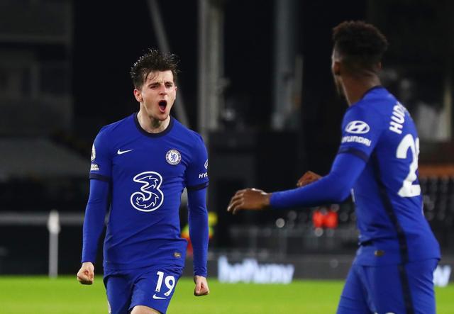 一日英超动向：曼联利物浦难兄难弟，阿森纳领跑态势不可阻挡