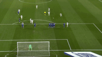 意媒：本次米兰德比创票房新高，单场收入达865万欧元